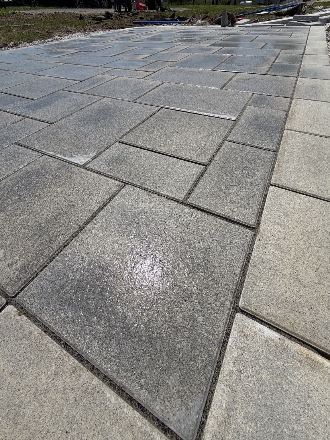 Close-up of paver pattern and border